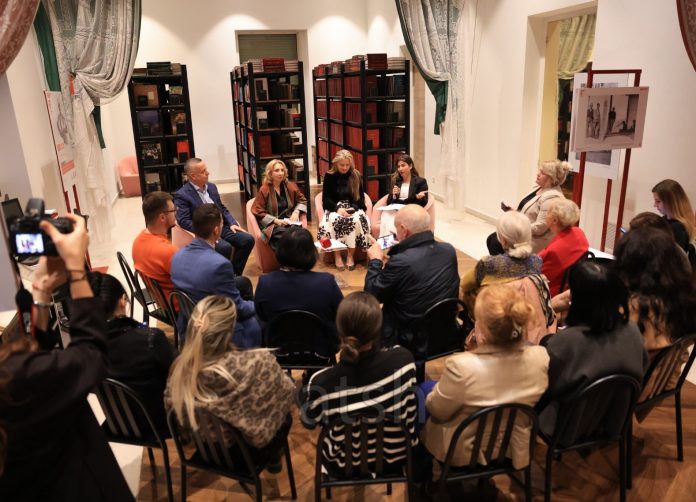 d77e1088-a594-48a7-ae8d-3c988bda170c-696x502